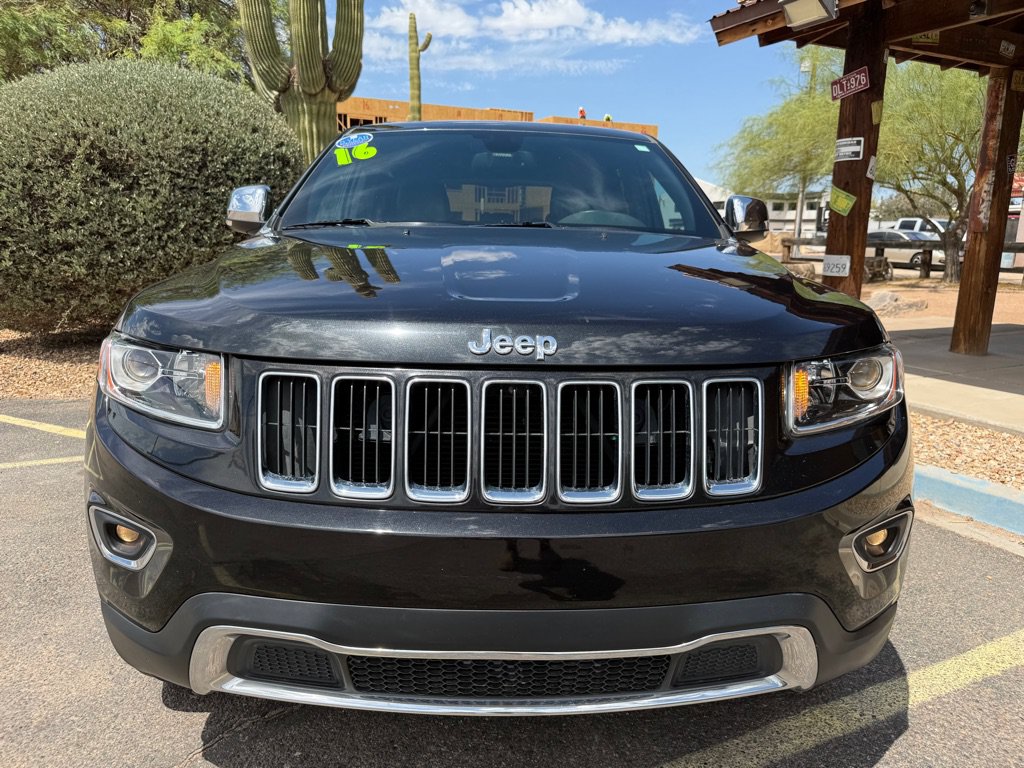 Used 2016 Jeep Grand Cherokee Limited AWD/4WD image 3