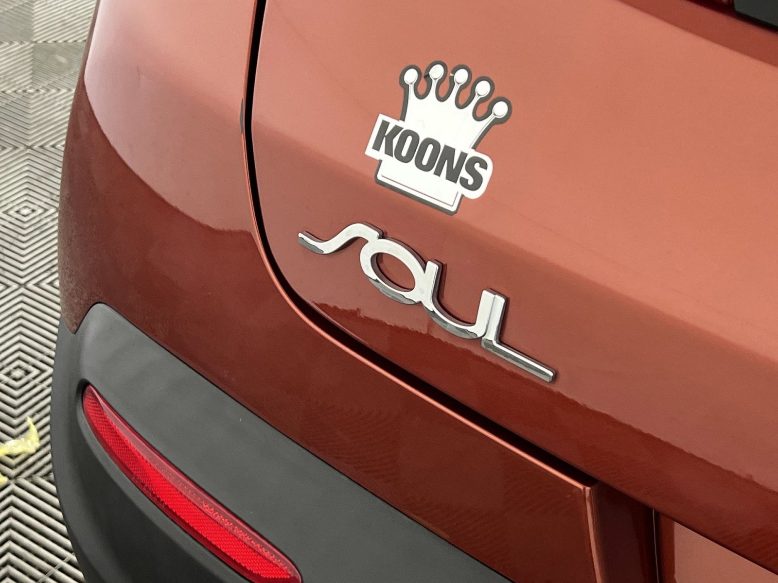 Used 2021 Kia Soul LX image 27