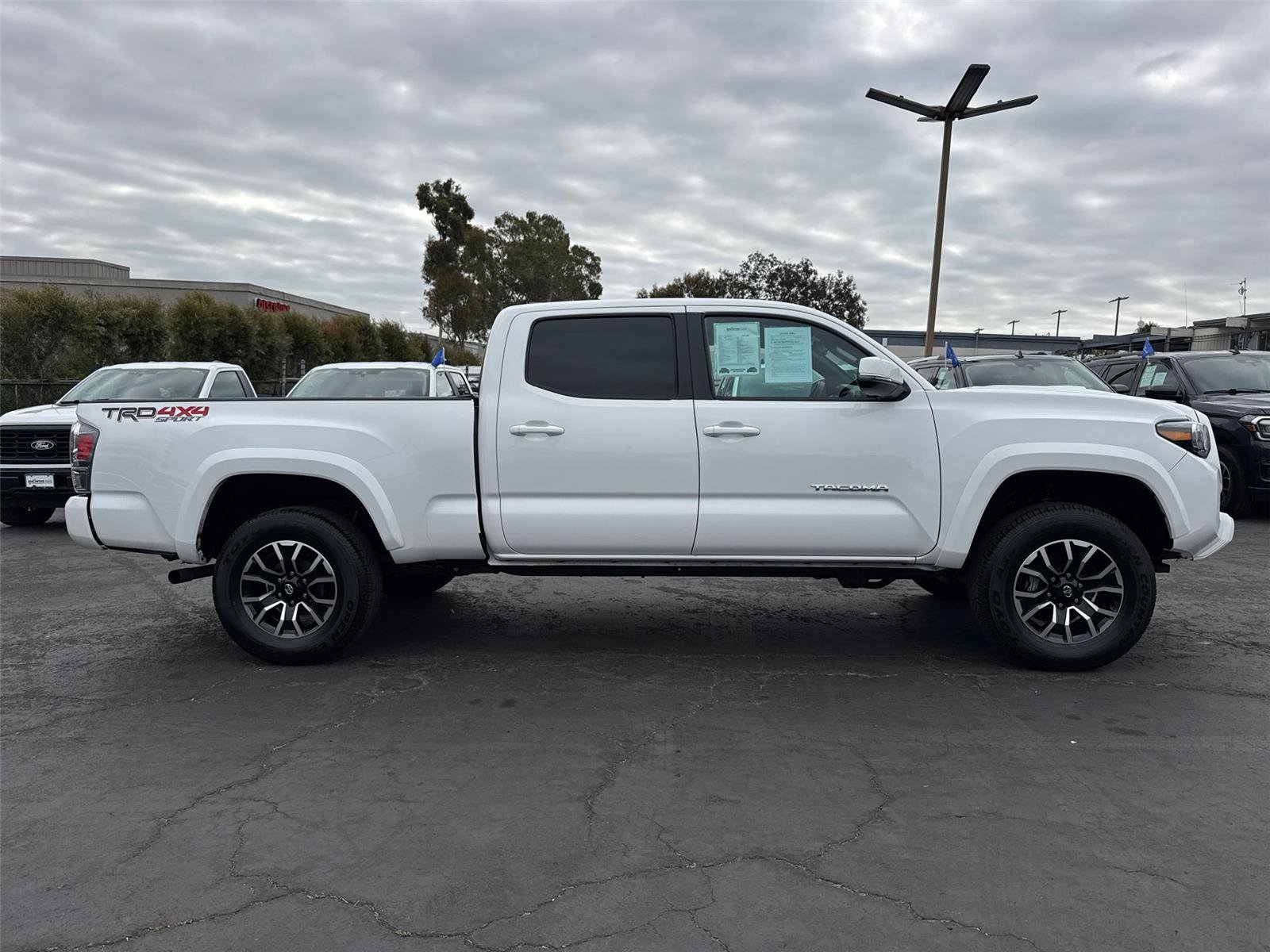 Used 2023 Toyota Tacoma TRD Sport AWD/4WD image 7