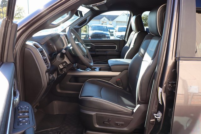 Used 2025 RAM 2500 Laramie w/ Night Edition image 13