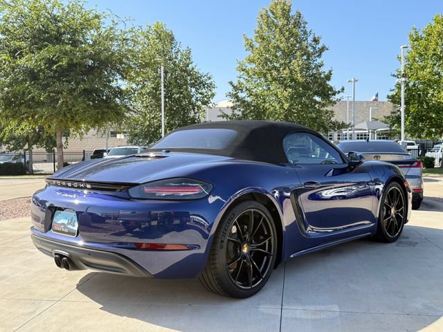 Used 2020 Porsche 718 Boxster RWD image 4
