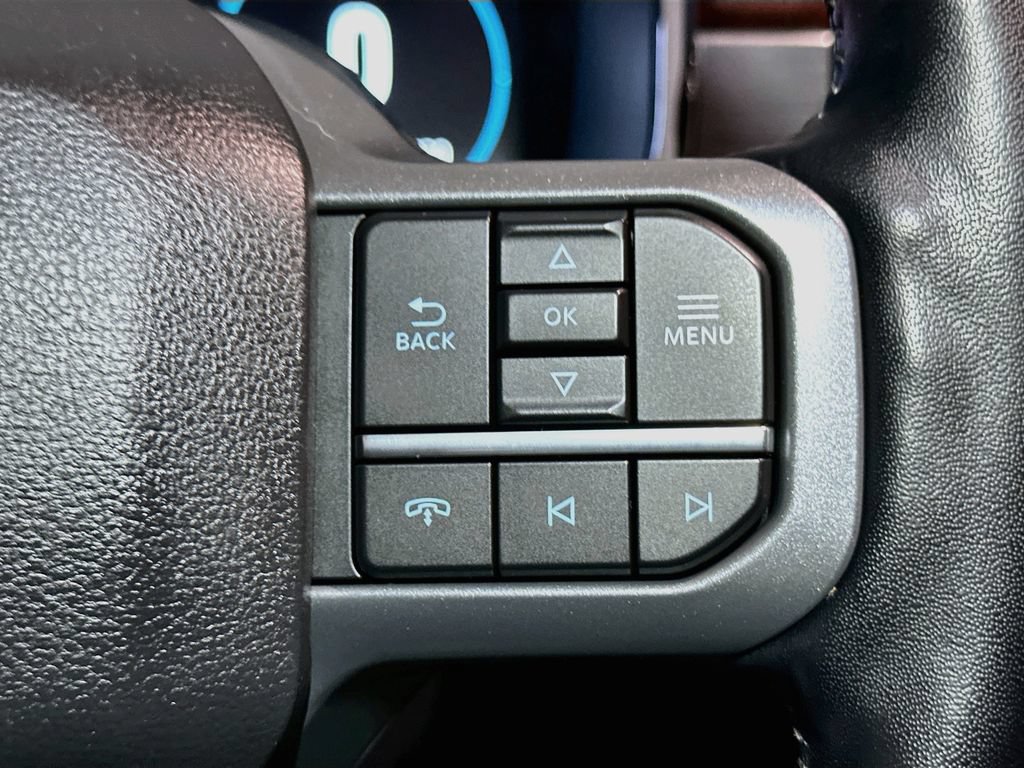 Certified 2022 Ford F150 Lariat w/ Equipment Group 502A High AWD/4WD image 33