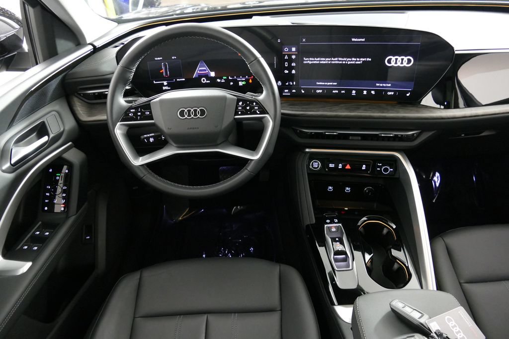 Certified 2025 Audi Q5 Premium w/ Convenience Package AWD/4WD image 23