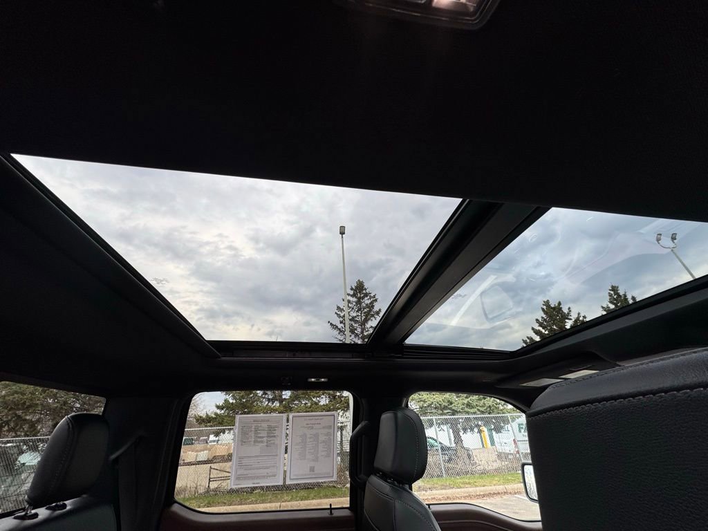 Used 2023 Ford F150 Lariat w/ Equipment Group 502A High image 39