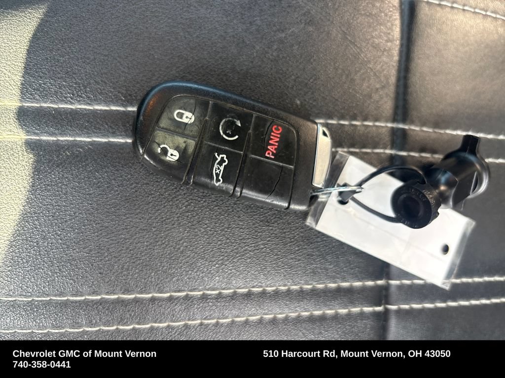 Used 2014 Chrysler 300 S AWD/4WD image 31