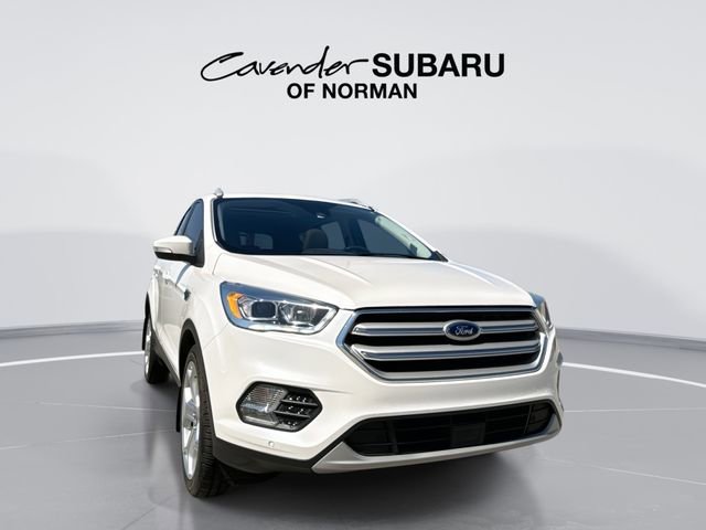 Used 2019 Ford Escape Titanium image 1
