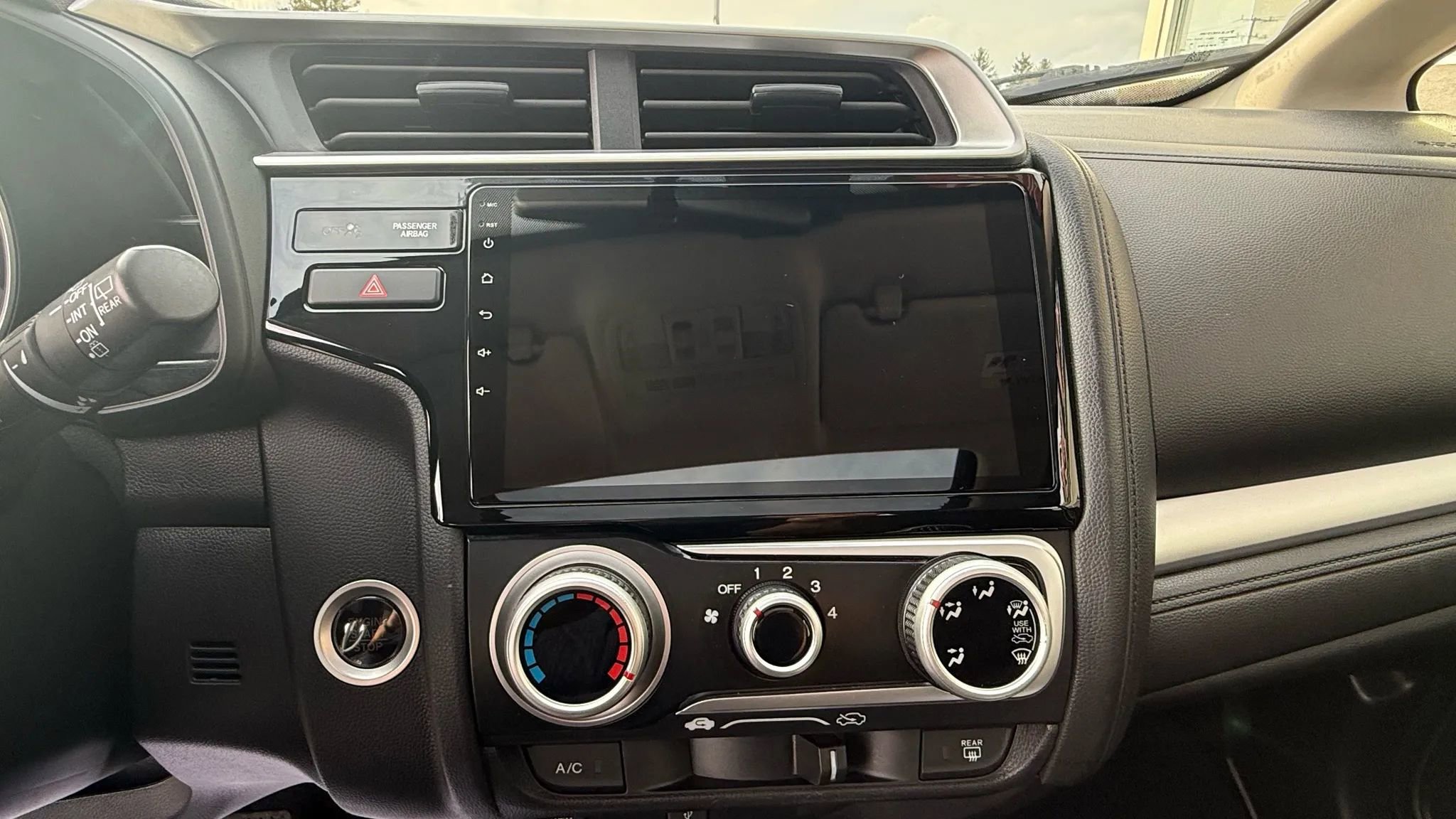 Used 2020 Honda Fit EX image 9