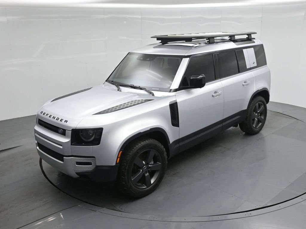 Used 2024 Land Rover Defender 110 S image 36