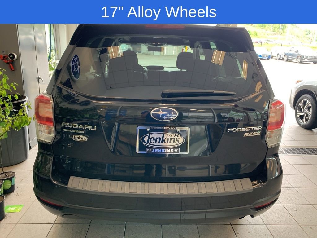 Used 2017 Subaru Forester 2.5i Premium w/ All-Weather Package AWD/4WD image 15