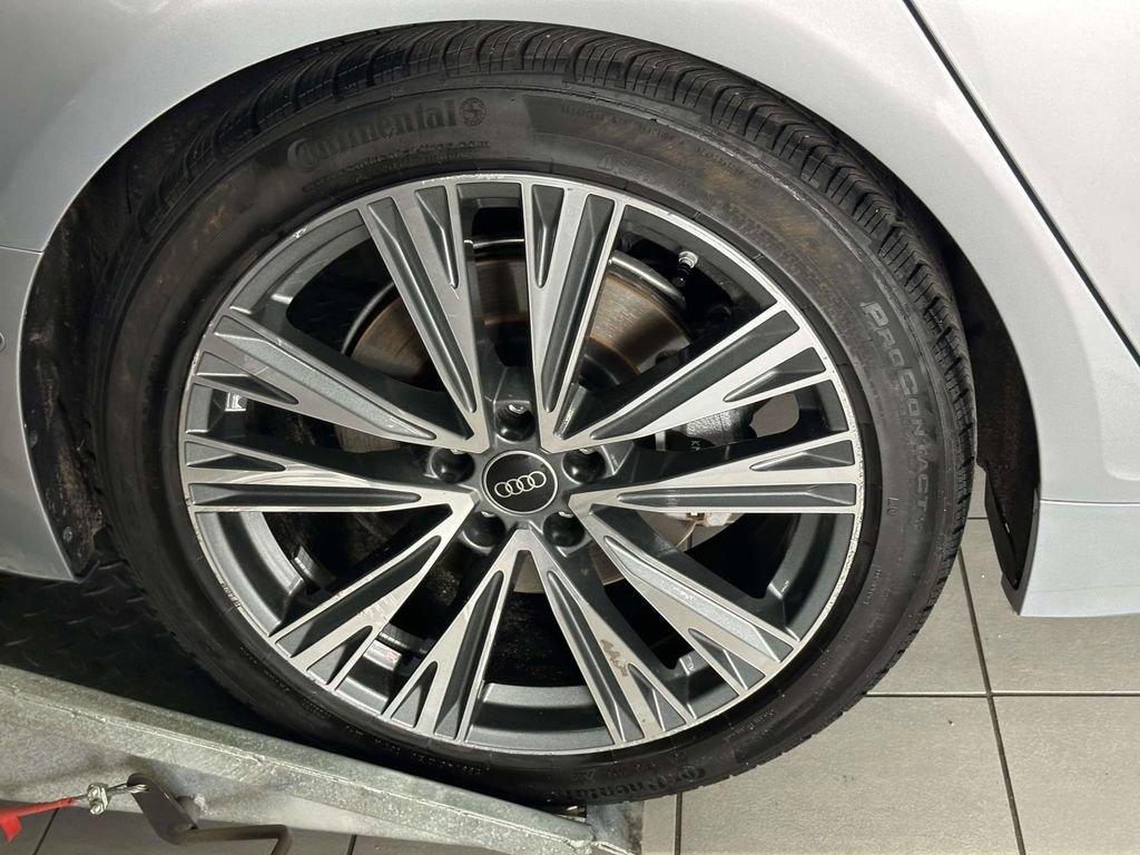 Used 2023 Audi A6 2.0T Premium w/ Convenience Package image 12