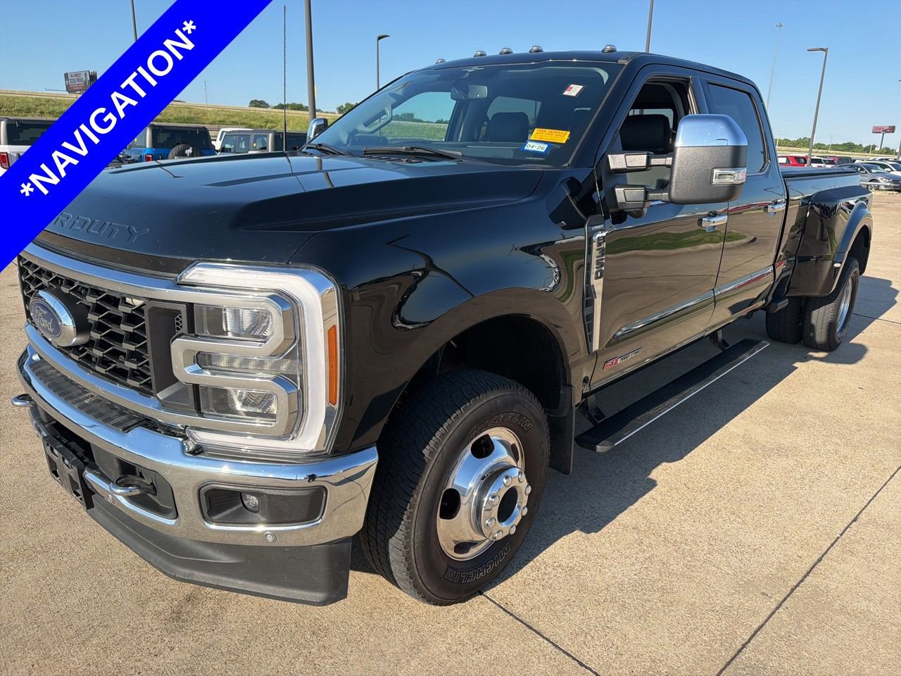 Used 2023 Ford F350 Lariat w/ Lariat Ultimate Package AWD/4WD image 1
