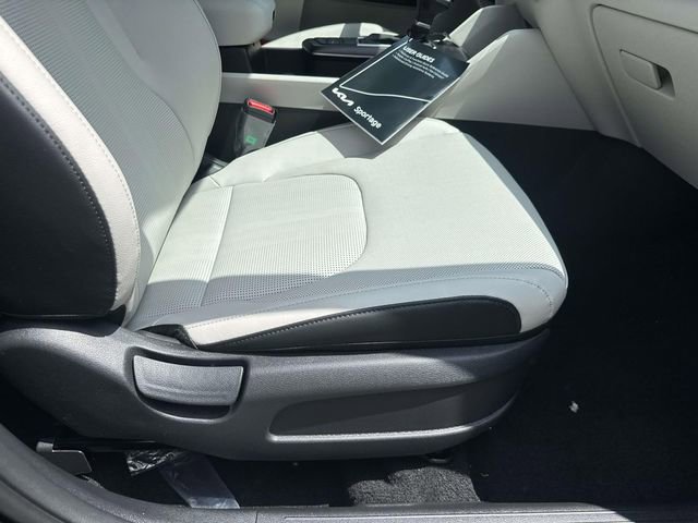 New 2026 Kia Sportage EX AWD/4WD image 13