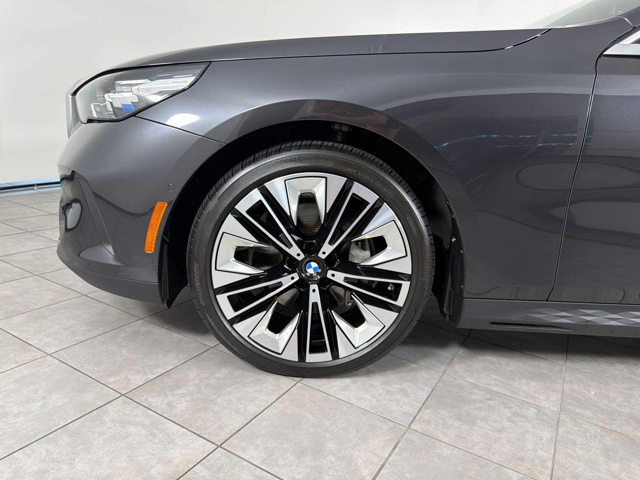 Used 2026 BMW 540i xDrive AWD/4WD image 12