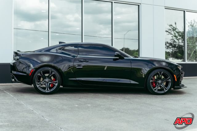 Used 2022 Chevrolet Camaro SS RWD image 13