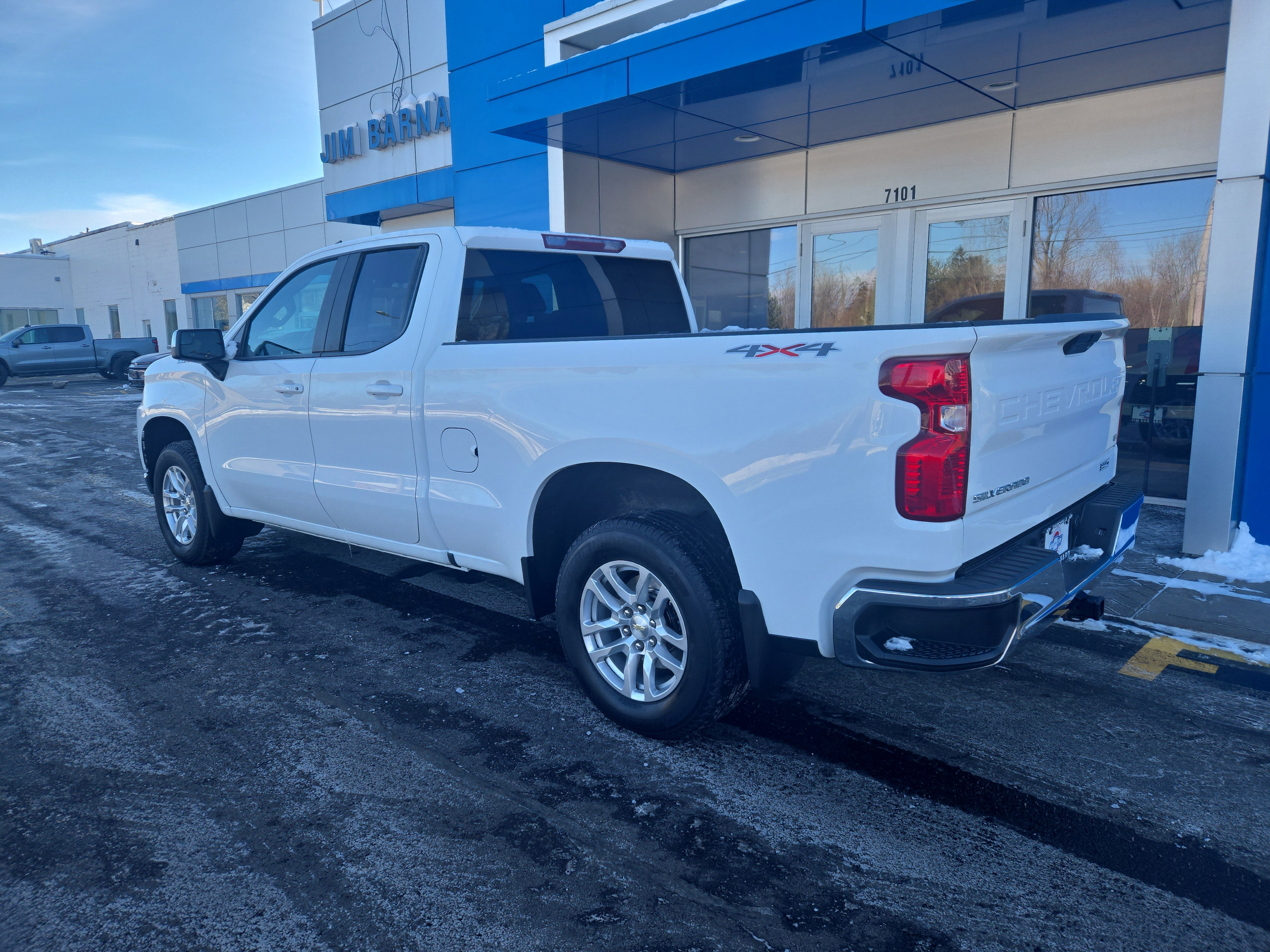 Certified 2020 Chevrolet Silverado 1500 LT w/ All-Star Edition image 4