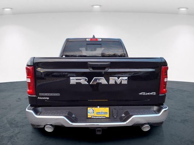 New 2026 RAM 1500 4x4 Crew Cab image 8