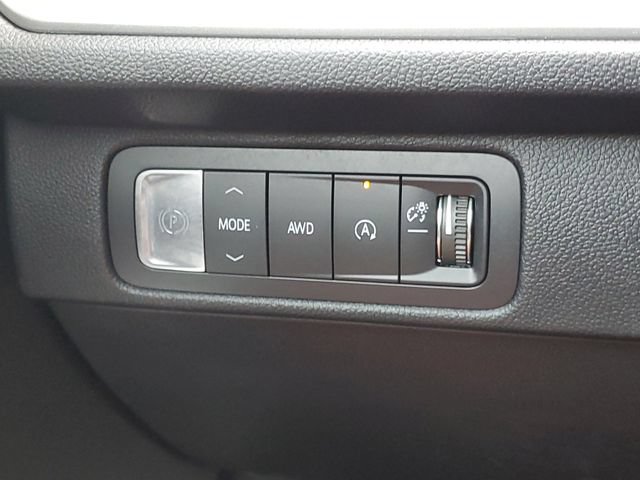 Certified 2026 Chevrolet Traverse LT w/ Driver Confidence Package AWD/4WD image 20