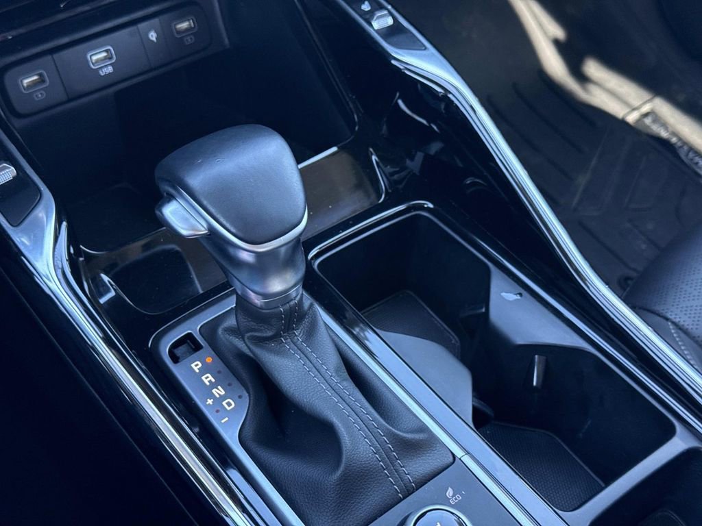 Used 2023 Kia Sorento SX image 25