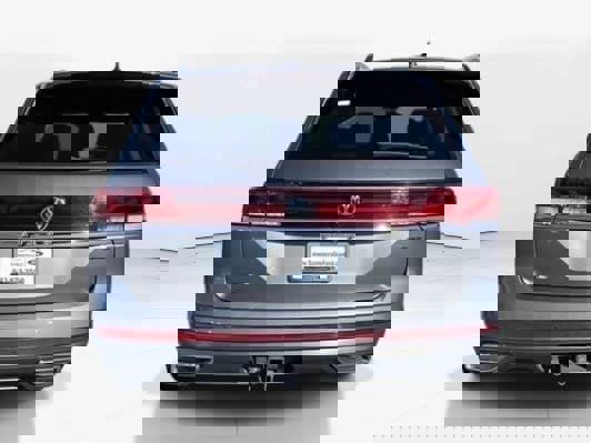 Used 2024 Volkswagen Atlas SE image 4