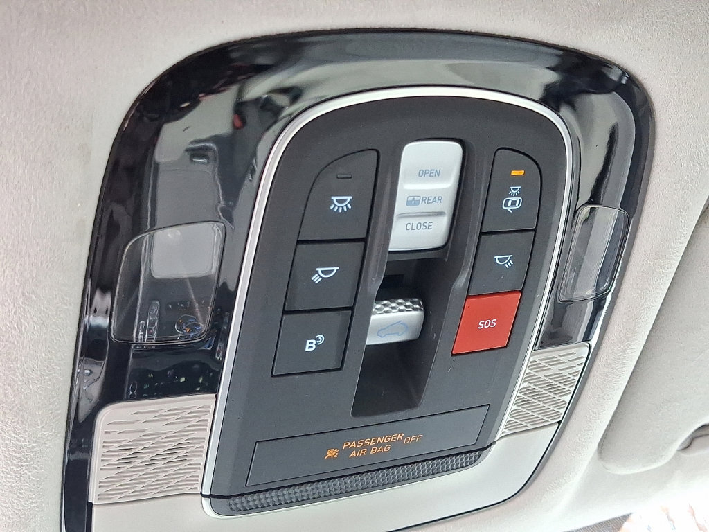 Used 2025 Hyundai Palisade Calligraphy image 32