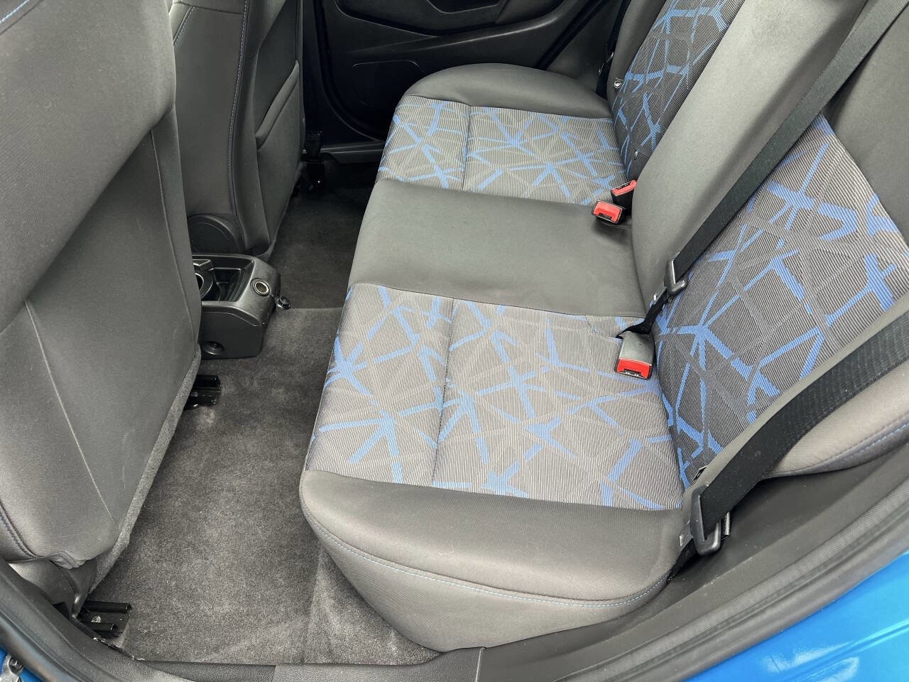 Used 2013 Ford Fiesta SE FWD image 11