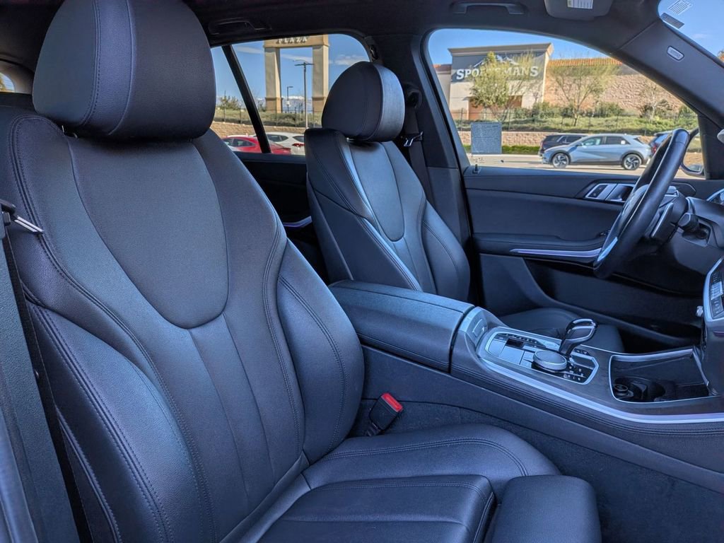 Used 2022 BMW X5 xDrive40i w/ Climate Comfort Package image 31