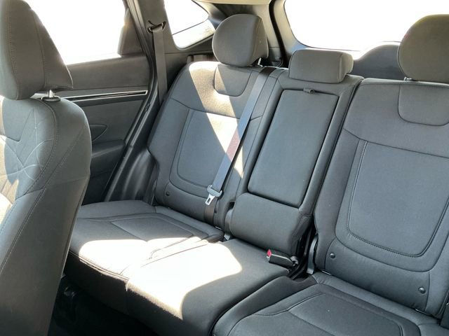 Used 2024 Hyundai Tucson SE image 16