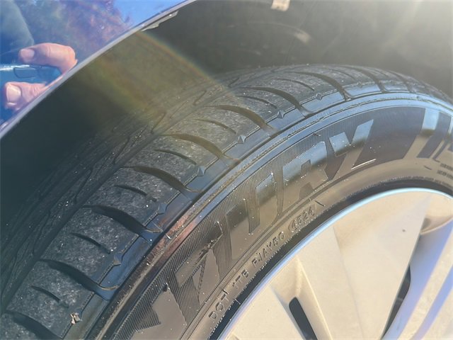 Used 2024 Nissan Leaf S image 5