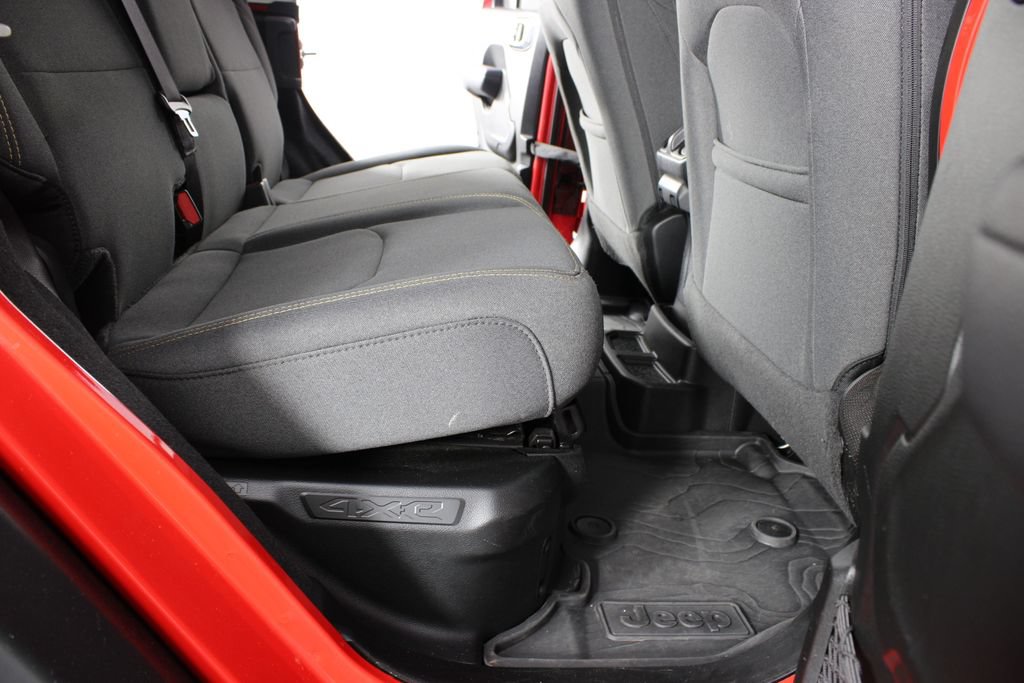 Used 2025 Jeep Wrangler Unlimited Sport S 4xe AWD/4WD image 17