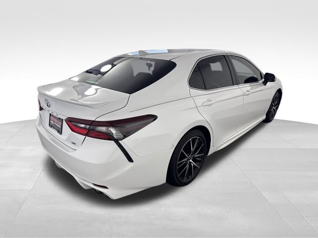 Used 2023 Toyota Camry SE w/ Convenience Package FWD image 8