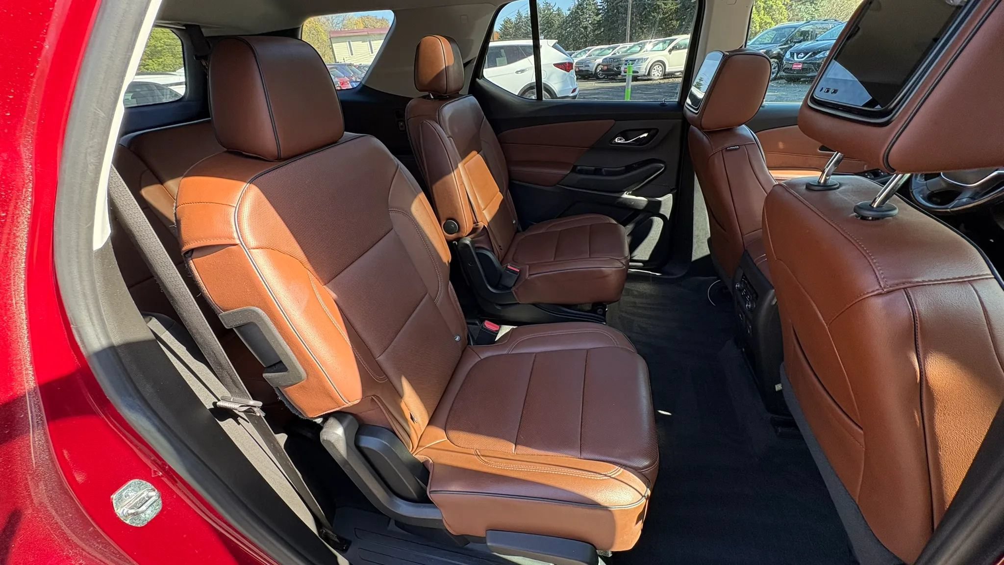 Used 2019 Chevrolet Traverse High Country AWD/4WD image 30