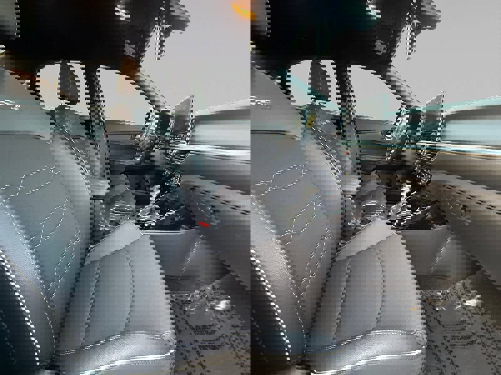 Used 2024 Kia Forte GT-Line image 15