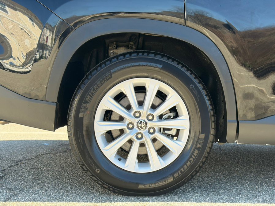 Used 2025 Toyota Grand Highlander AWD image 39