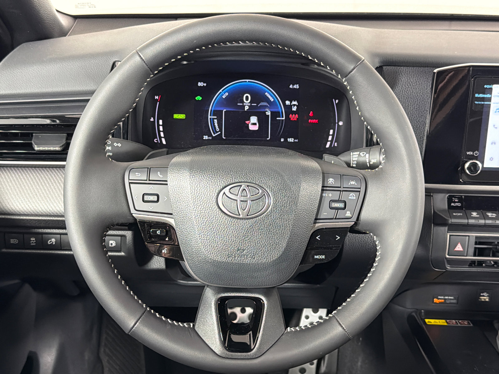 Used 2025 Toyota Camry SE FWD image 23