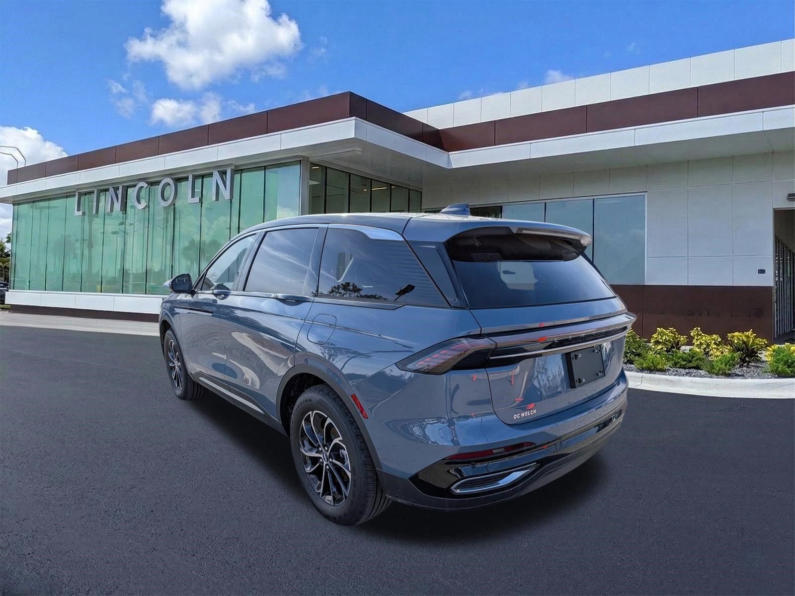 New 2026 Lincoln Nautilus Premier image 7