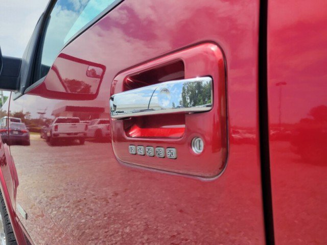 Used 2014 Ford F150 Lariat w/ Equipment Group 502A Luxury AWD/4WD image 7