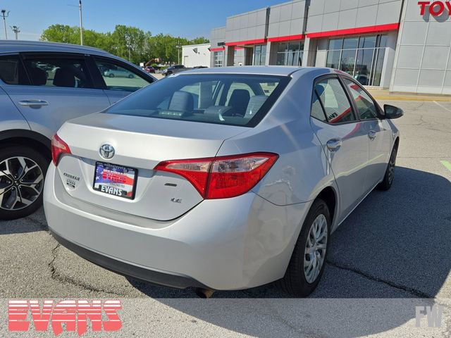 Used 2017 Toyota Corolla LE FWD image 3