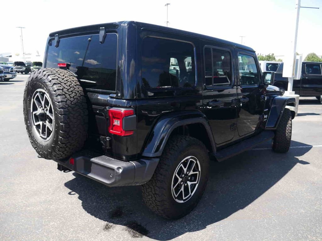 Used 2024 Jeep Wrangler Sahara w/ Technology Group AWD/4WD image 25
