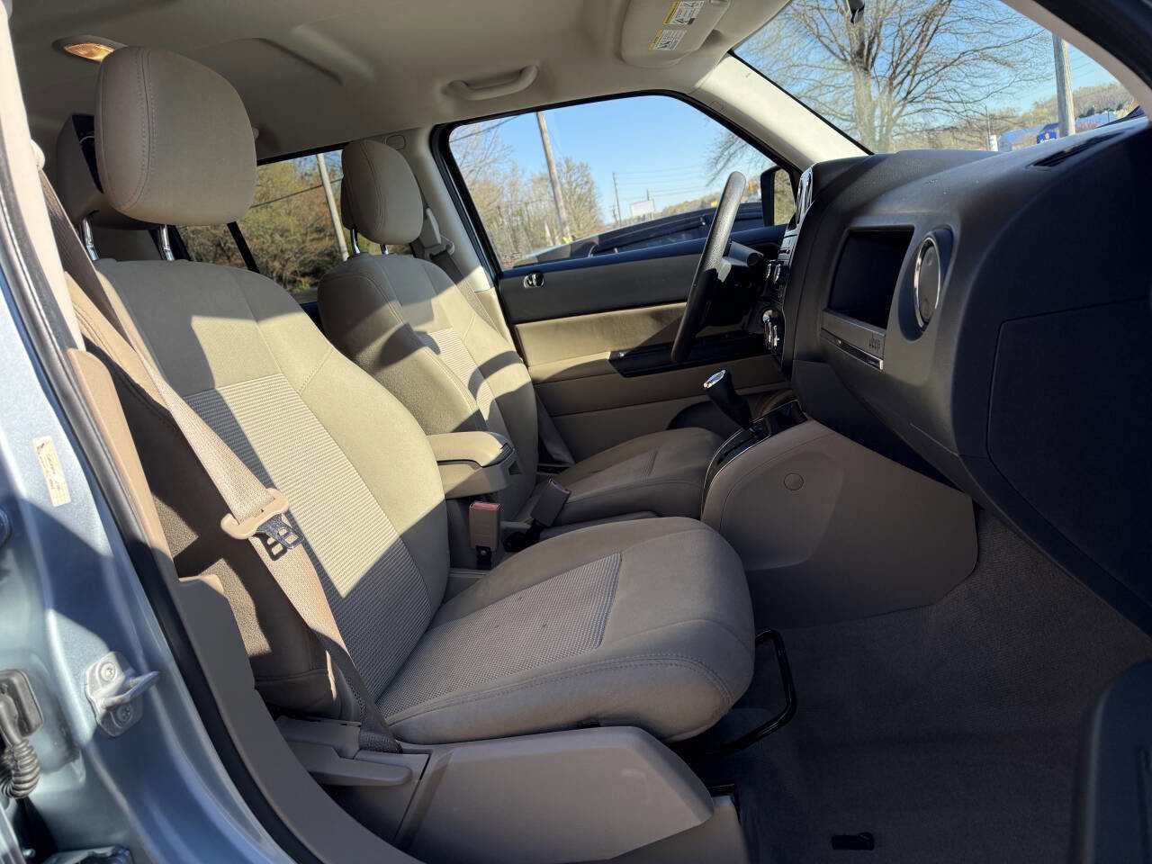 Used 2014 Jeep Patriot Sport w/ Power Value Group image 14