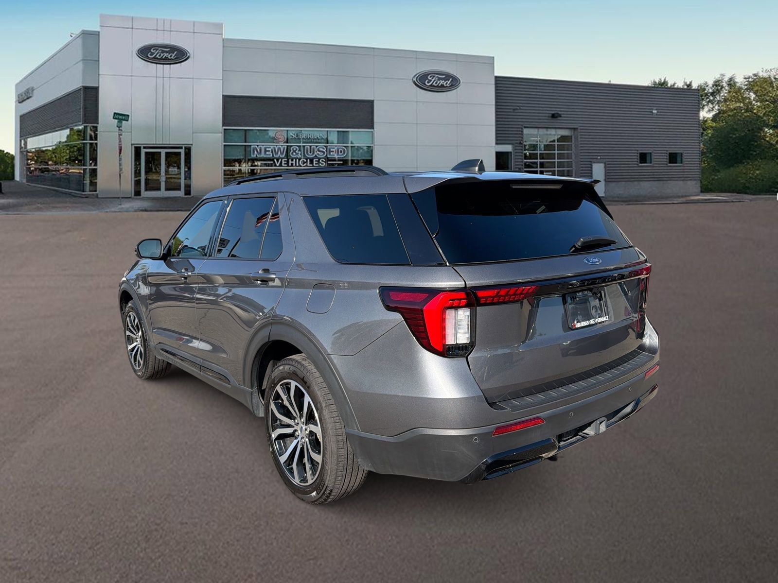 Used 2025 Ford Explorer ST-Line AWD/4WD image 8
