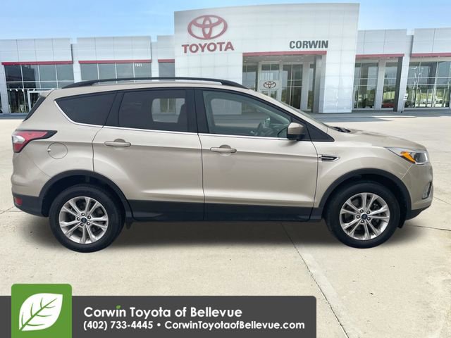 Used 2018 Ford Escape SE w/ SE Sync 3 Package AWD/4WD image 6