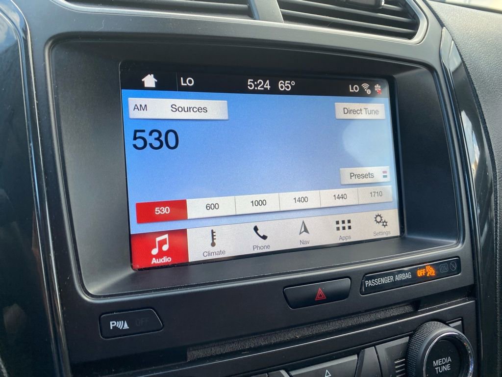 Used 2018 Ford Explorer XLT w/ Equipment Group 202A image 20