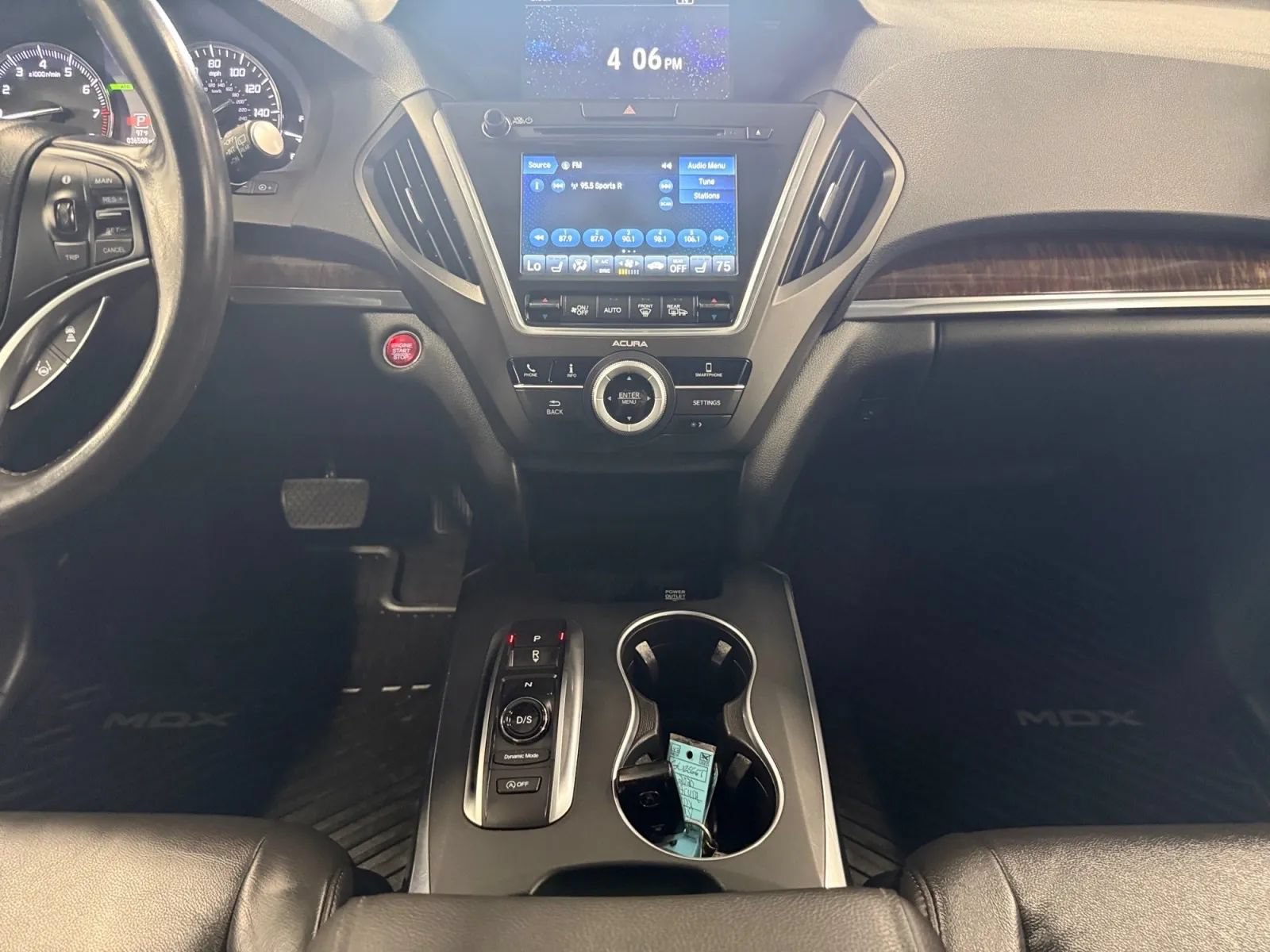 Used 2020 Acura MDX SH-AWD image 24