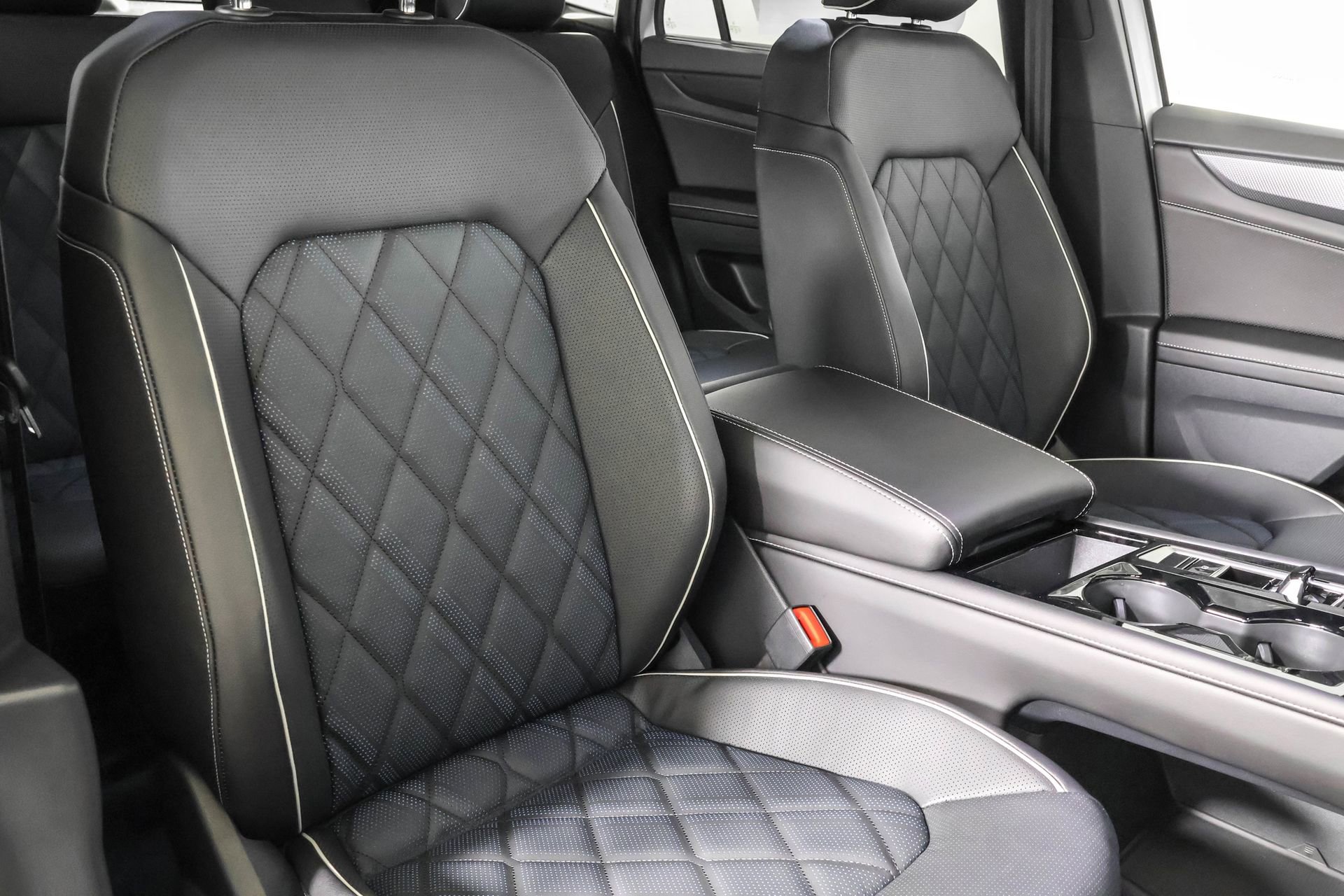 New 2026 Volkswagen Atlas Cross Sport SEL Premium R-Line image 45