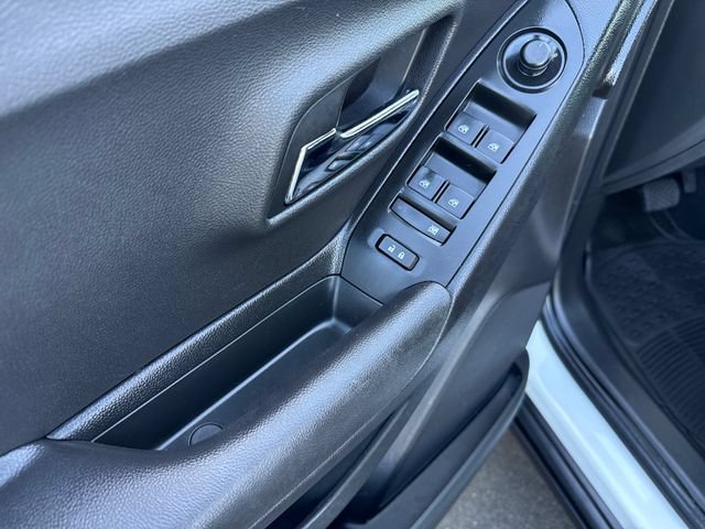 Certified 2020 Chevrolet Trax LS w/ Tint and Cruise Package FWD image 11