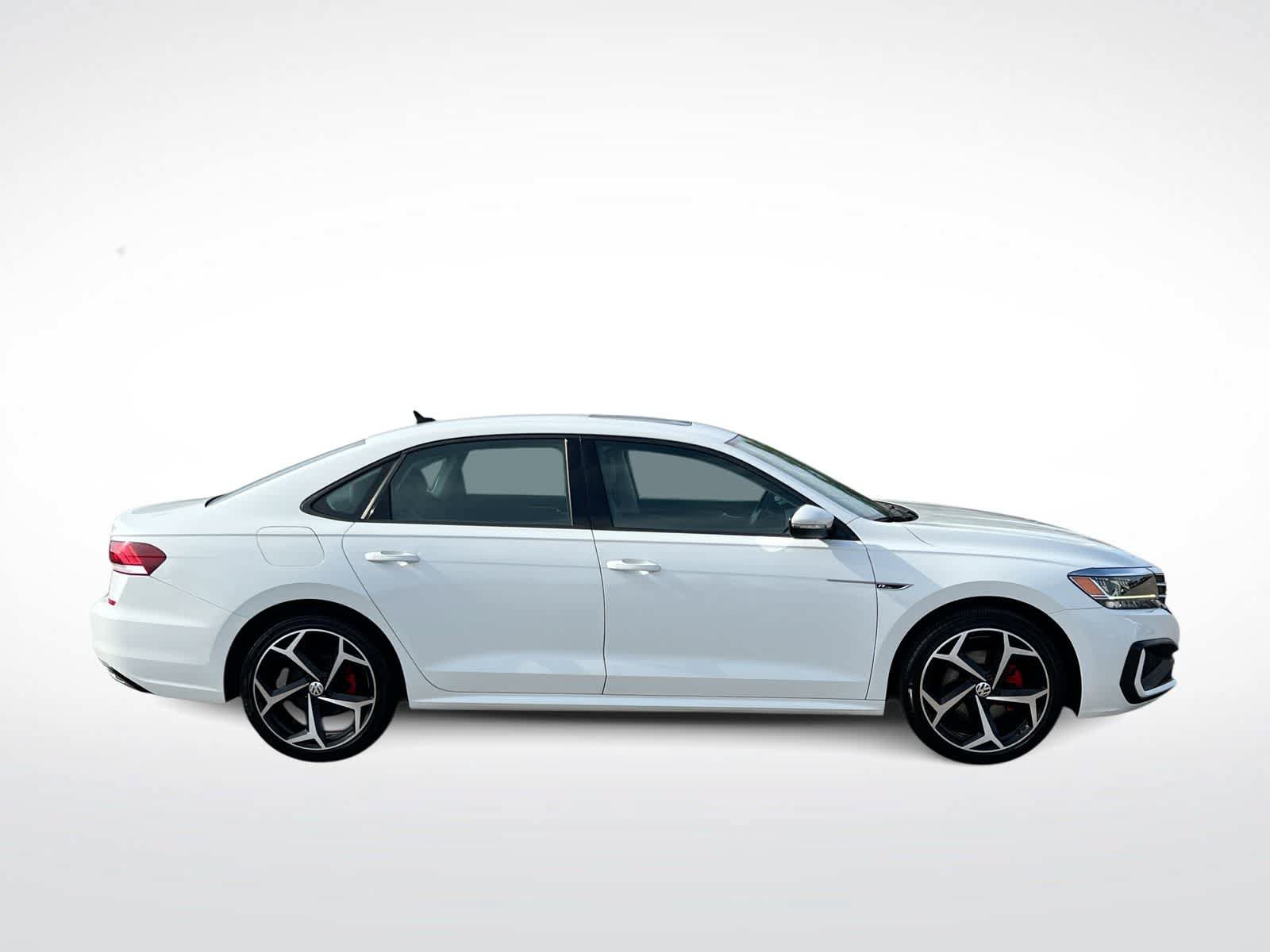 Used 2020 Volkswagen Passat 2.0T R-Line FWD image 9