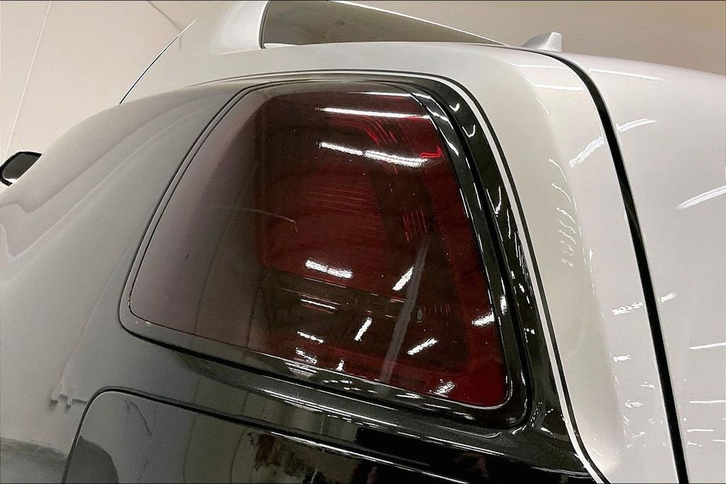 Used 2018 Rolls-Royce Ghost image 30