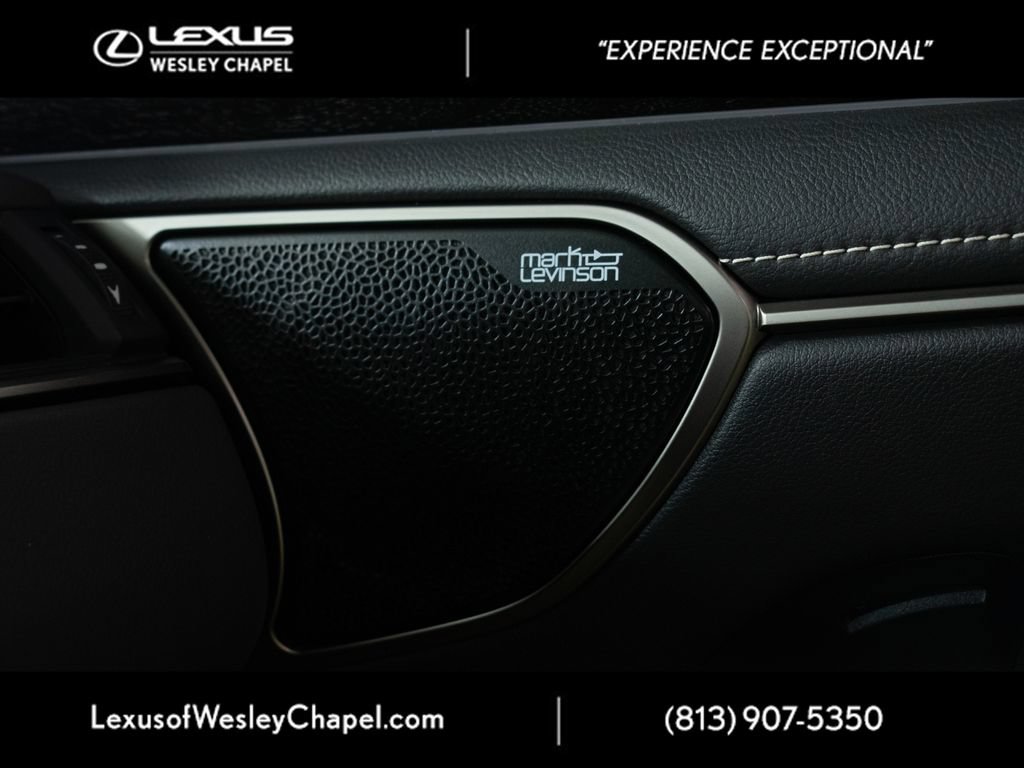 Certified 2022 Lexus ES 300h Ultra Luxury w/ Accessory Package 2 FWD image 21