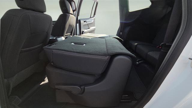 New 2026 GMC Acadia Elevation w/ Black Edition image 25