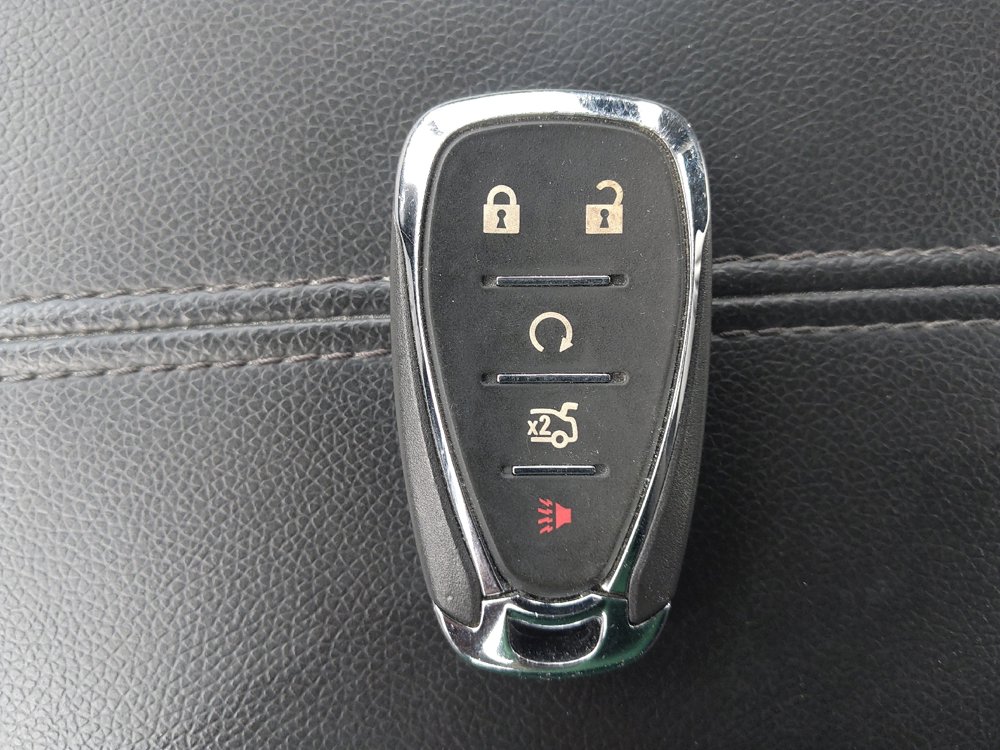 Used 2025 Chevrolet Malibu LT FWD image 32